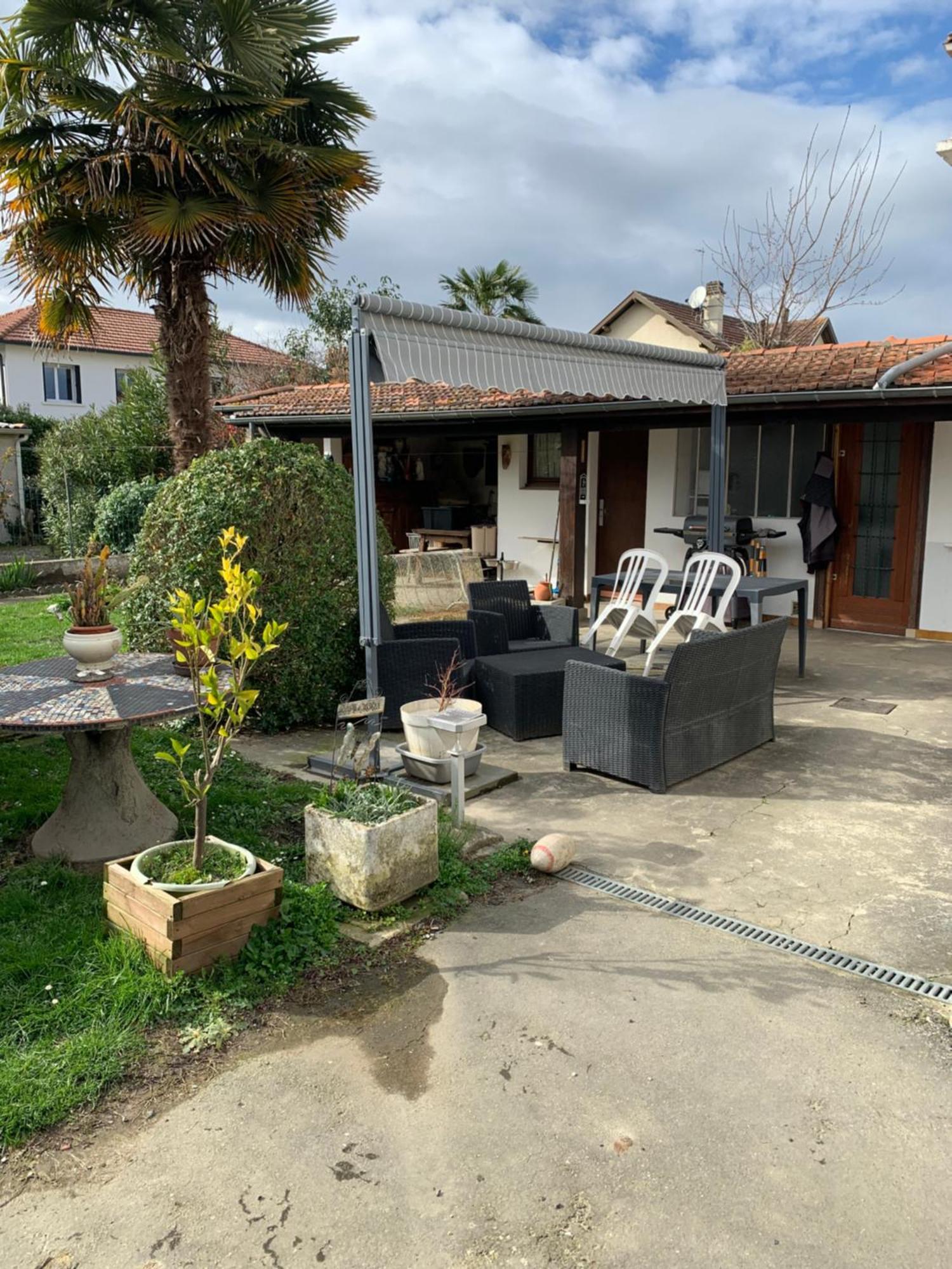 Chez Line Et Francis Tarbes Exterior foto